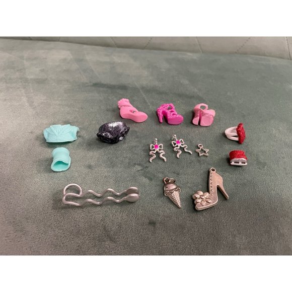 LOL OMG Doll Accessory Lot - Picture 1 of 5